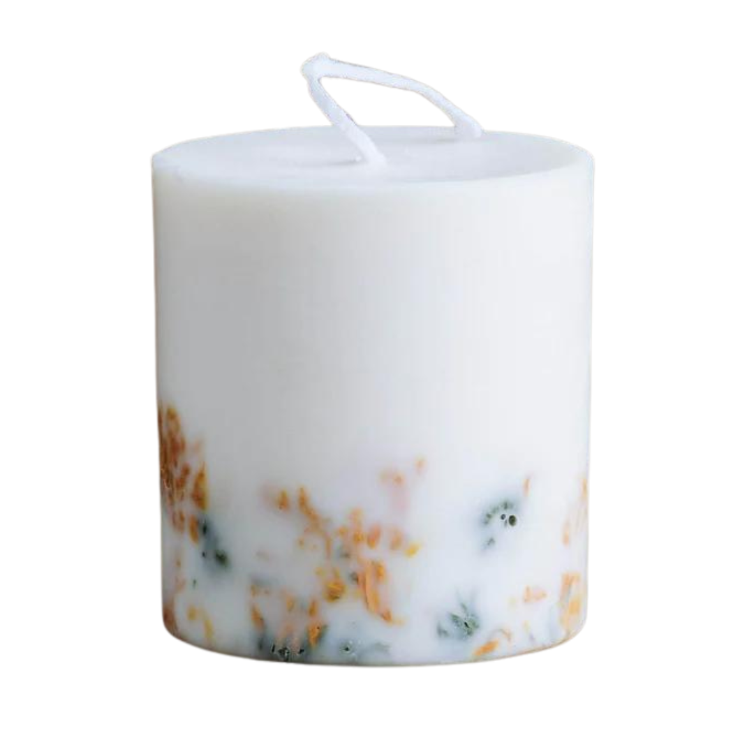 The Munio Marigold Flowers Candle